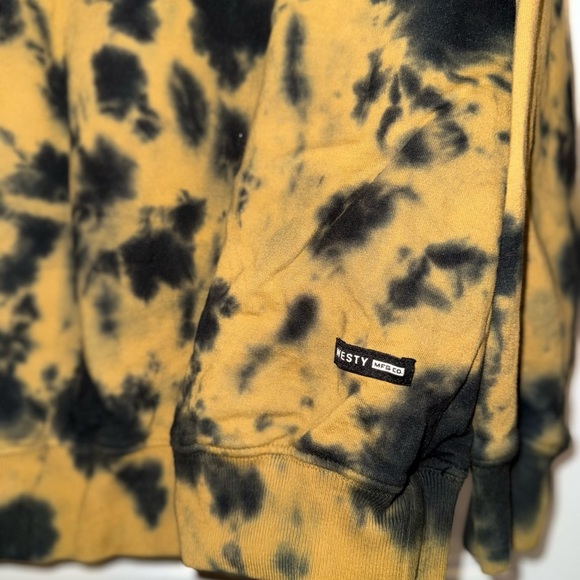 Bold Black and Yellow Crewneck Sweater with Tie-Dye Design - Picture 9 of 11